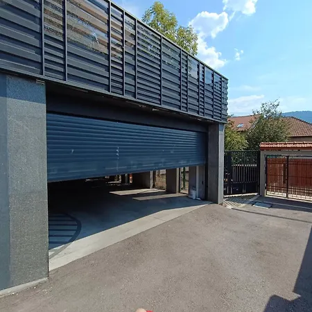 Luxapart Vrbanjusa Old Centar Free Garage Parking