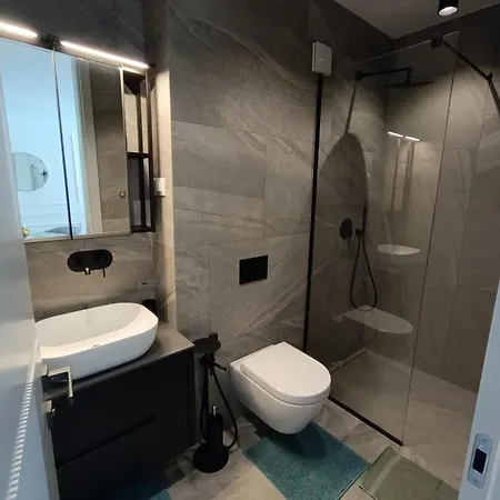 Luxapart Vrbanjusa Old Centar Free Garage Parking *